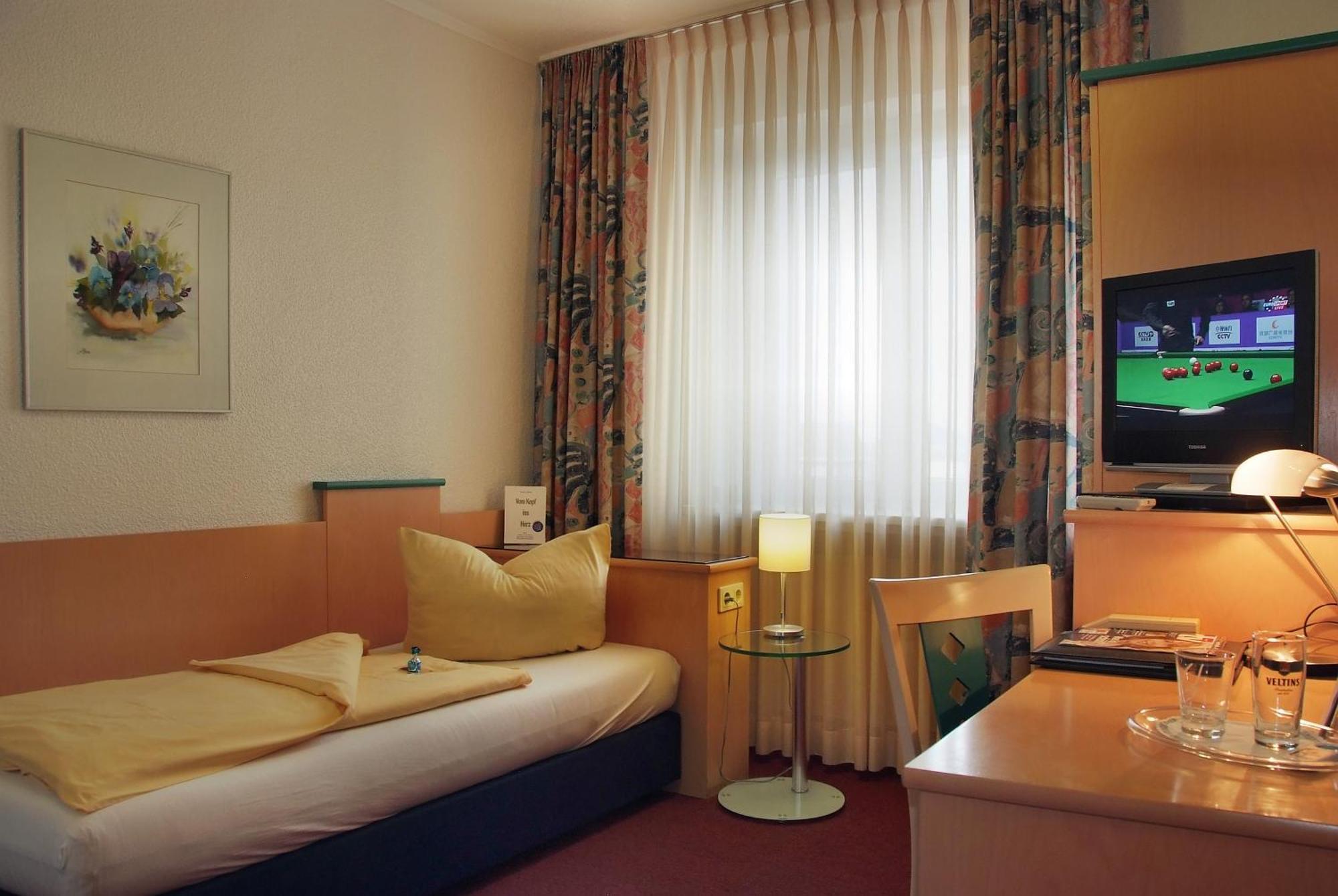 Hotel Monopol Gelsenkirchen Exterior foto